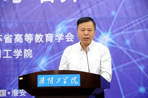 章跃.jpg